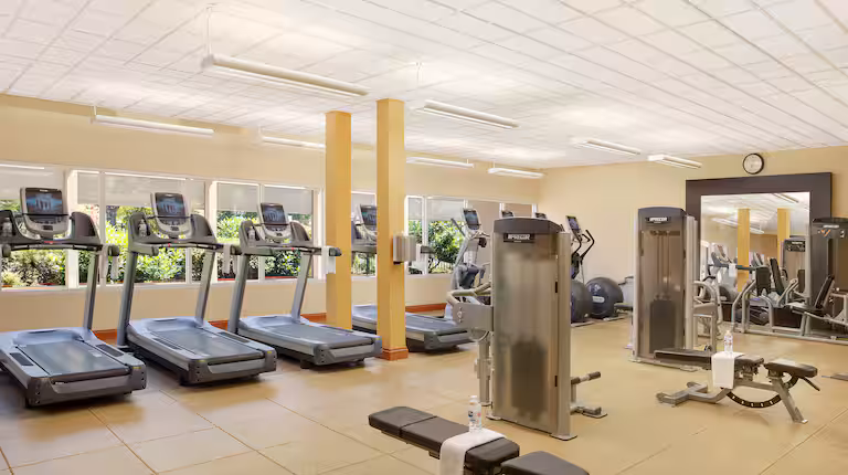 hilton-seatac-gym